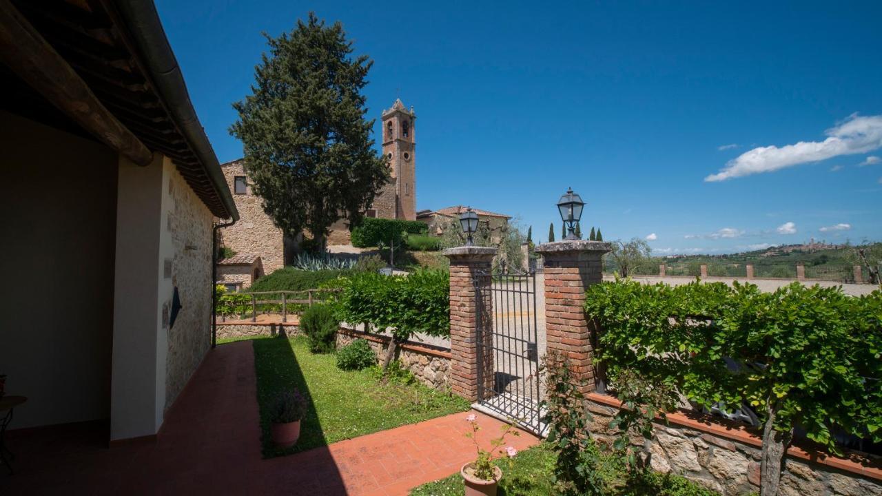 Agriturismo Castello Di Montauto San Gimignano Luaran gambar
