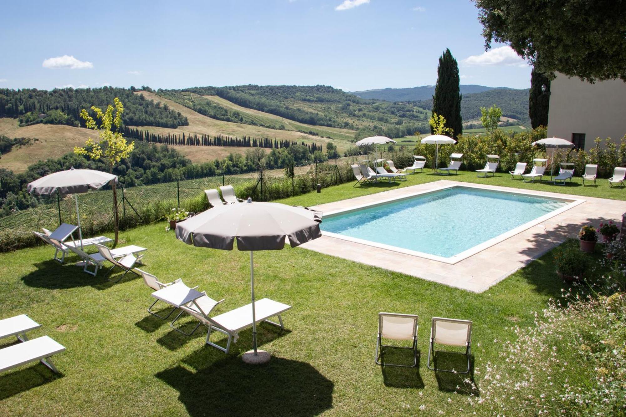 Agriturismo Castello Di Montauto San Gimignano Luaran gambar