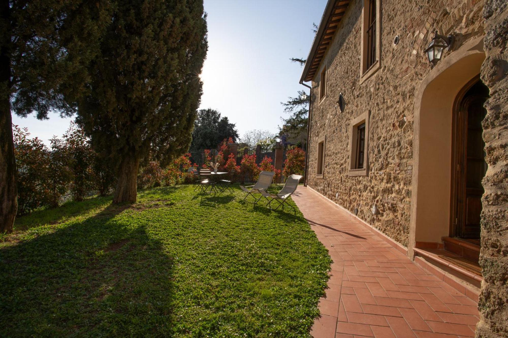 Agriturismo Castello Di Montauto San Gimignano Luaran gambar